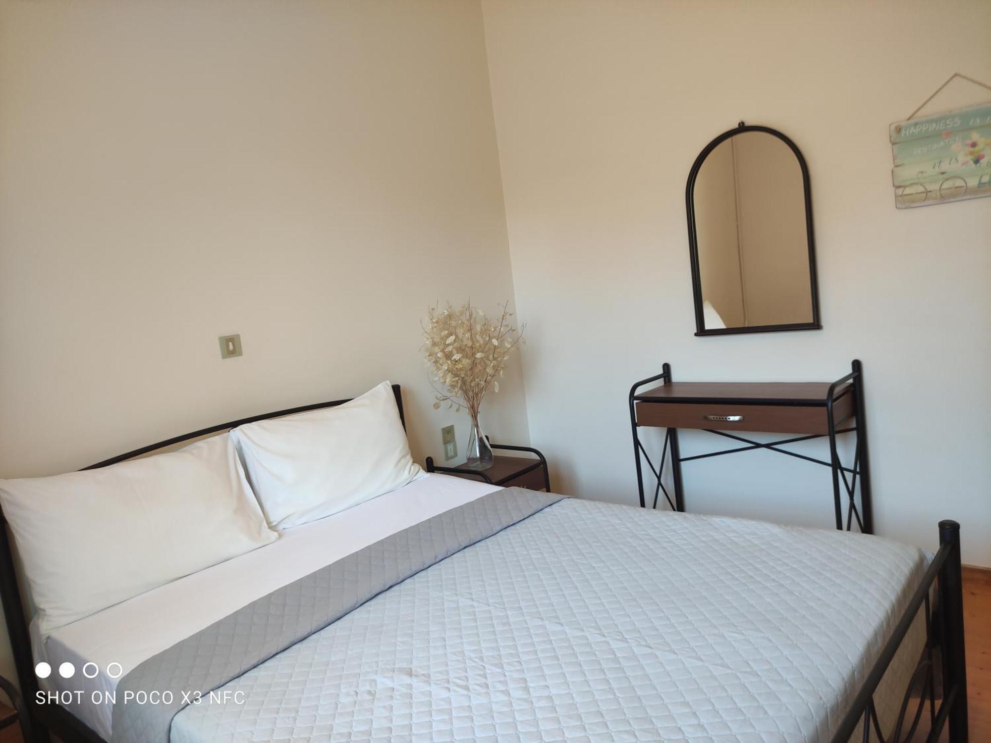 Manousos Apartment Lefkada City Екстер'єр фото